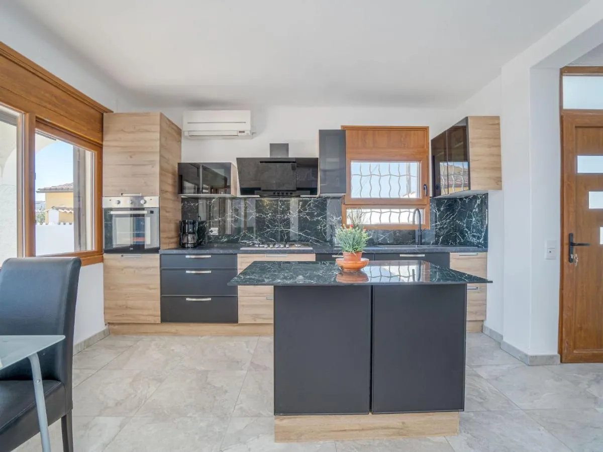 Holiday Home Cala By Interhome Empuriabrava 0*,