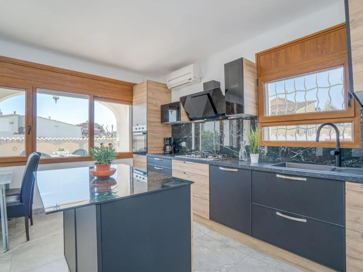 Holiday Home Cala By Interhome Empuriabrava