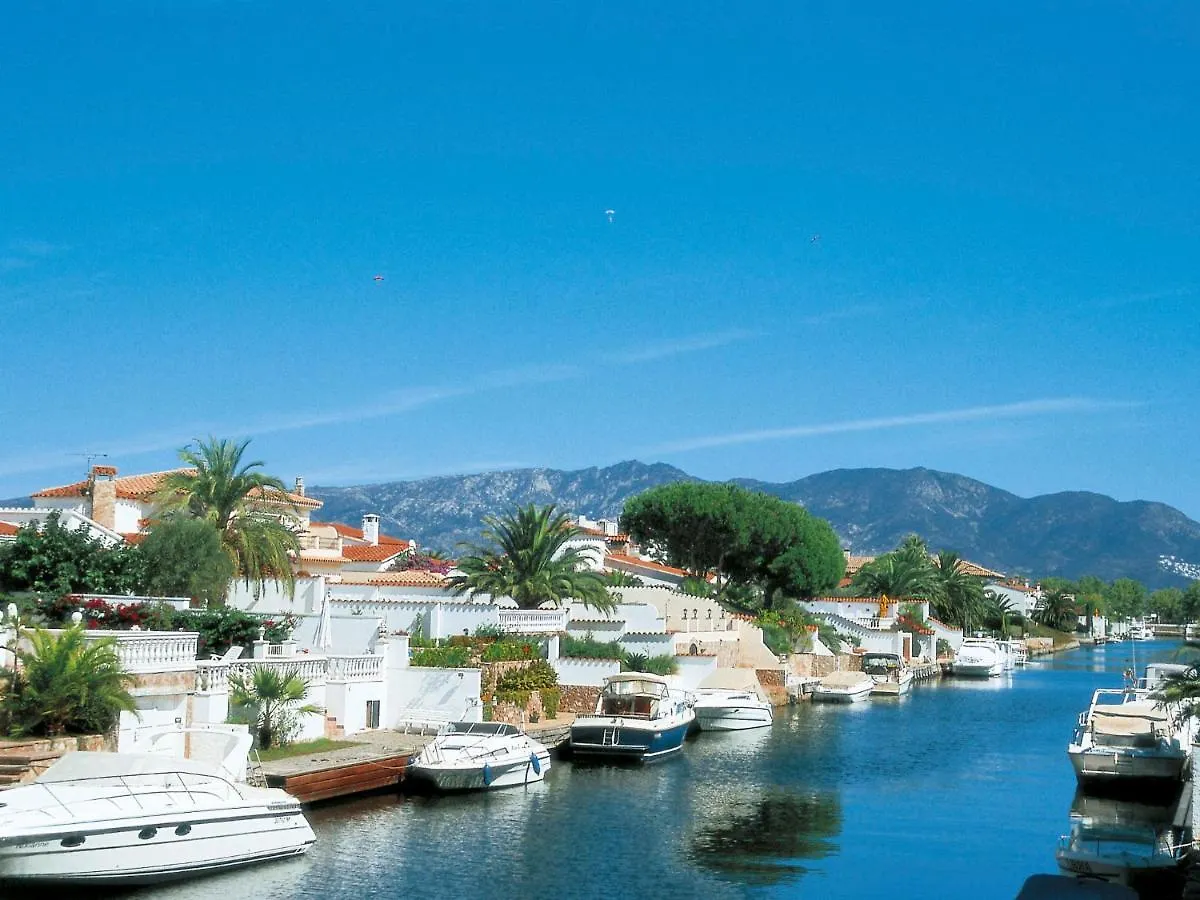 Holiday Home Cala By Interhome Empuriabrava