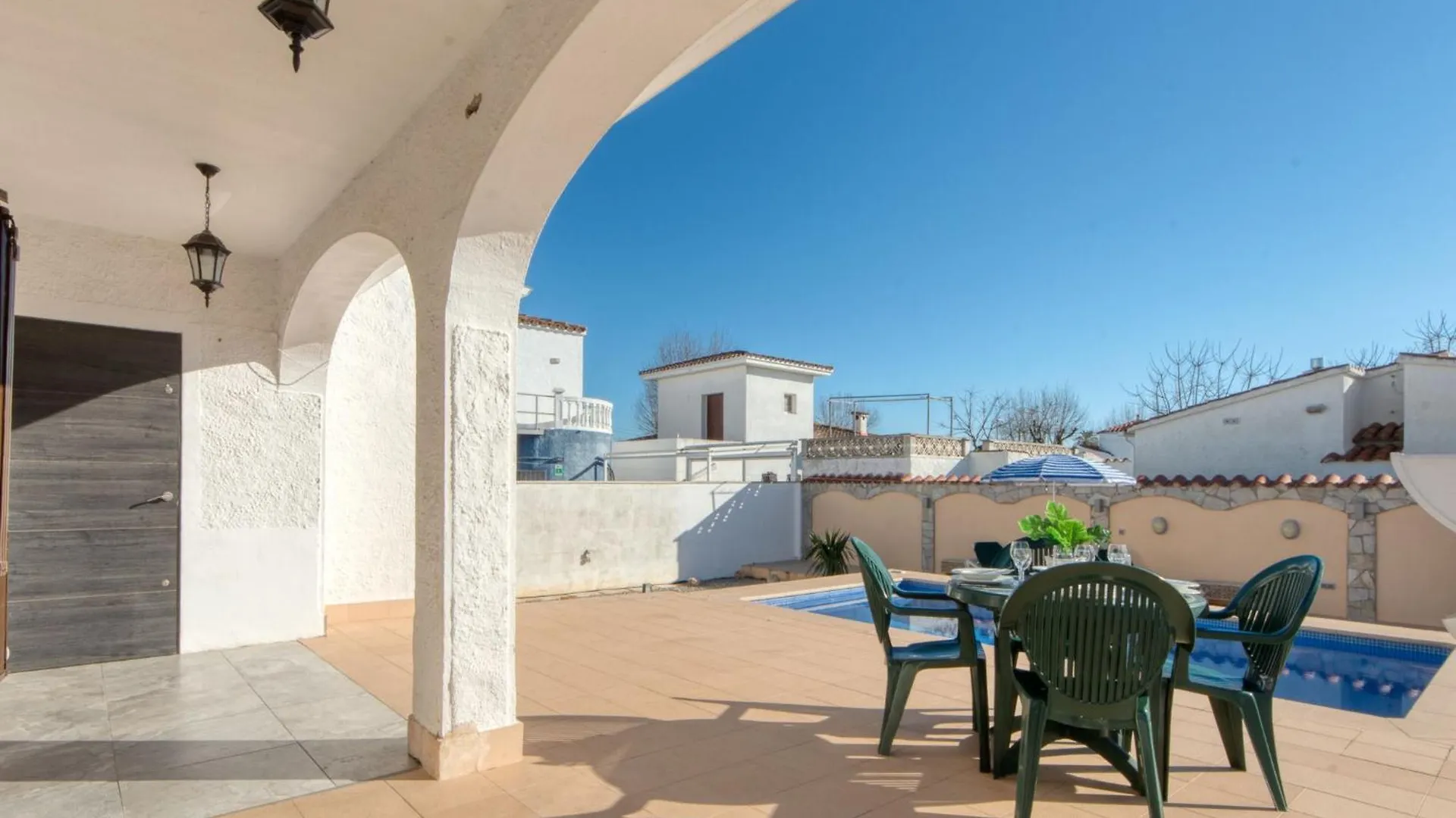 Holiday Home Cala By Interhome Empuriabrava
